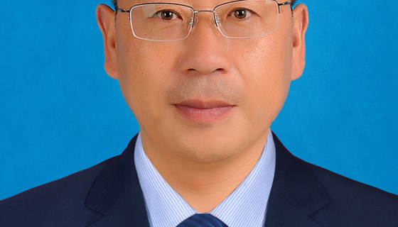 党委副书记 校长 叶大钢